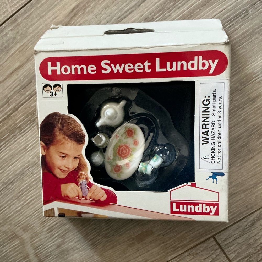 Vintage Home Sweet Lundby Tea Set